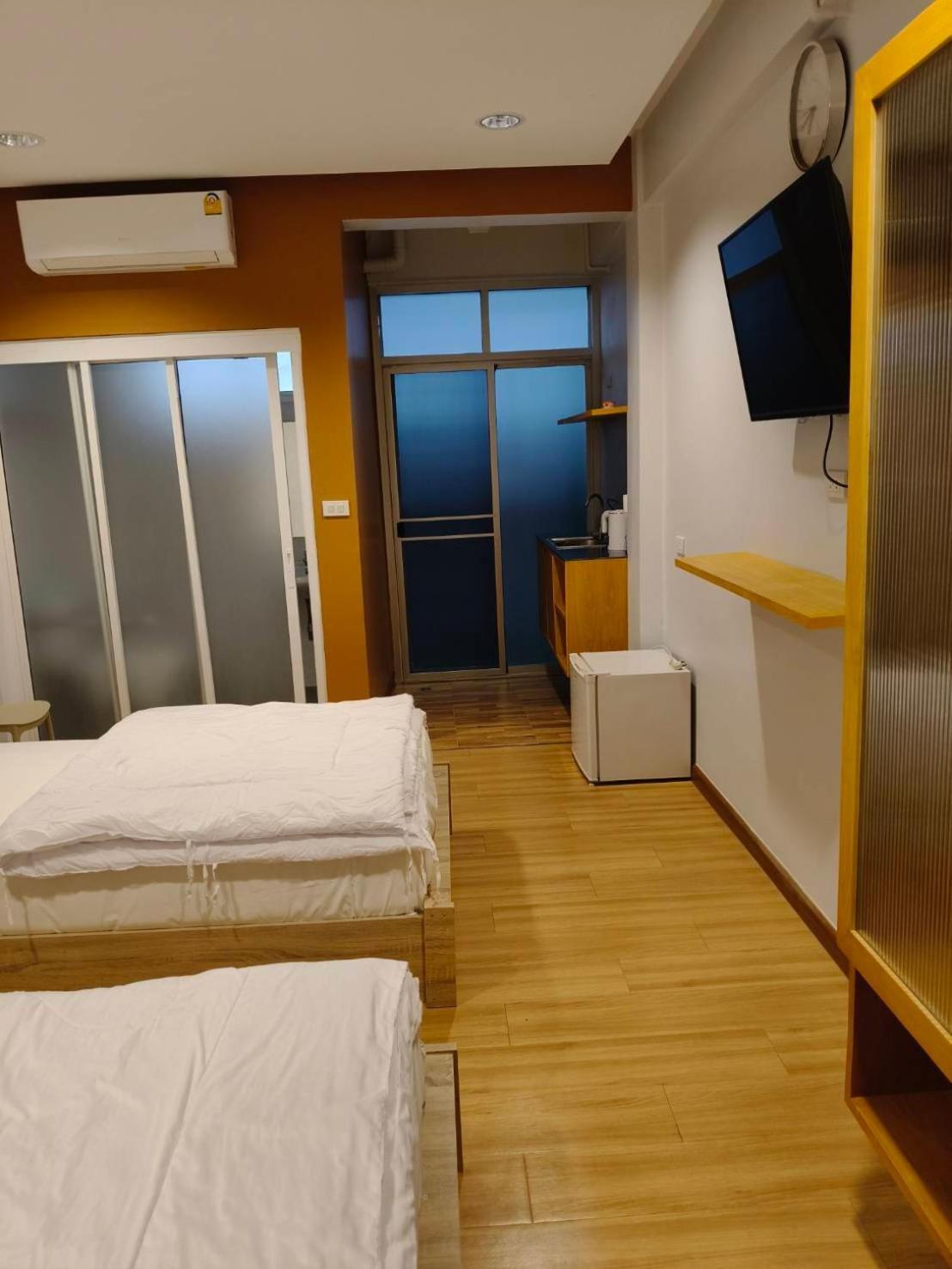 T3 Residence Bangkok Bagian luar foto